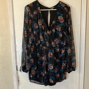 Charlotte Russe Long-sleeve Peony Print Romper, Sz. L